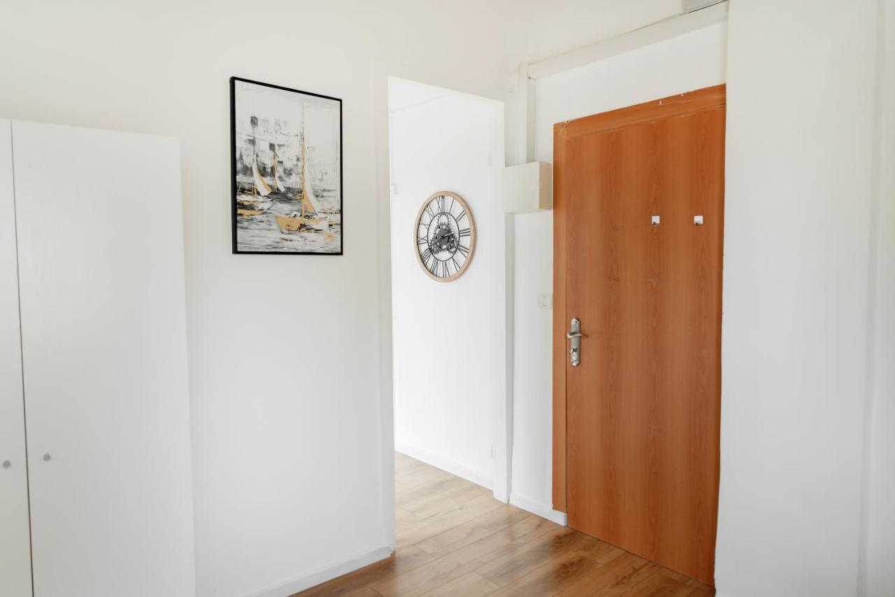 Theodor Apartments By Gamtiza テル・アビブ エクステリア 写真